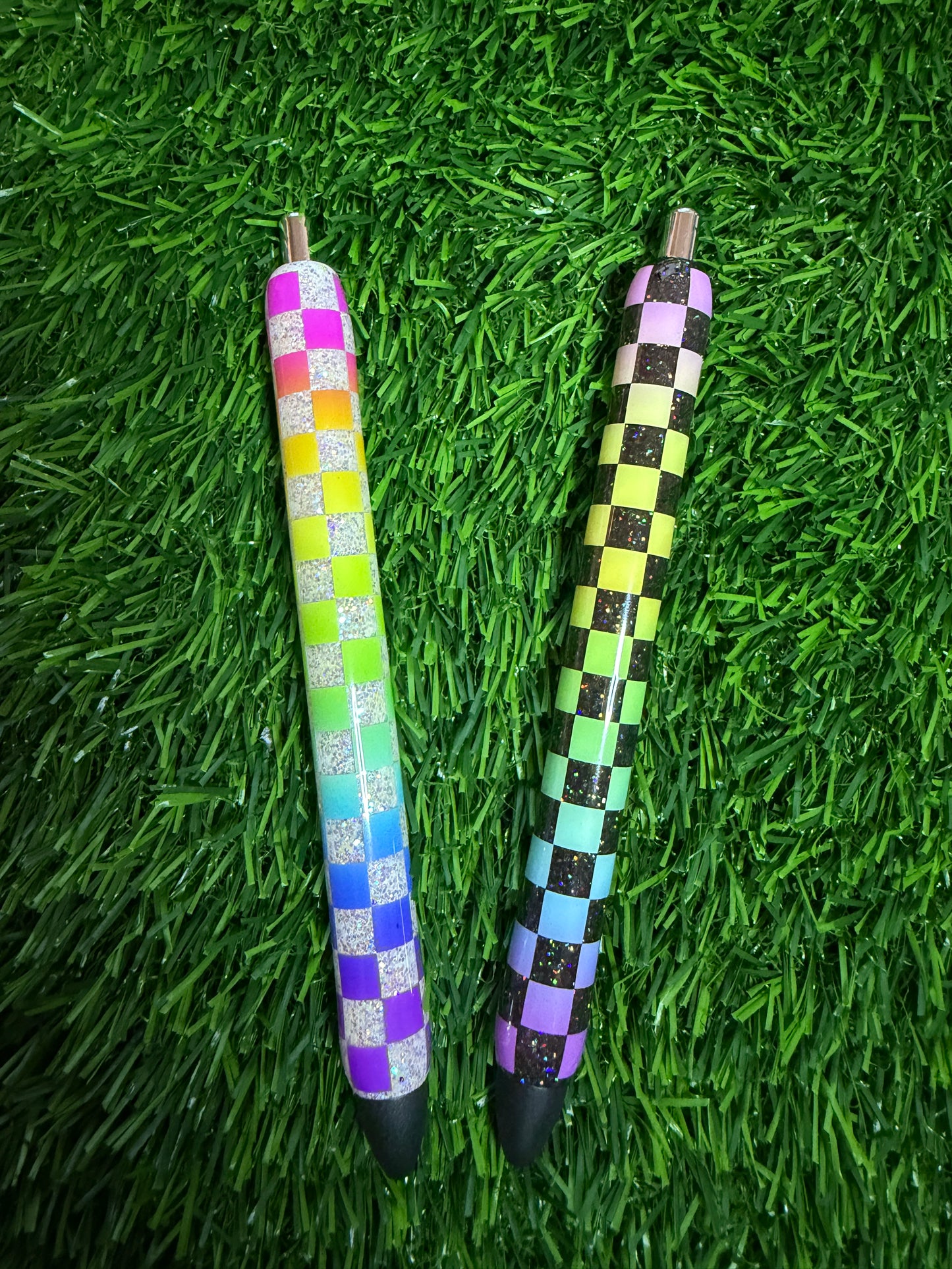Checkered Ombre Glitter Pen