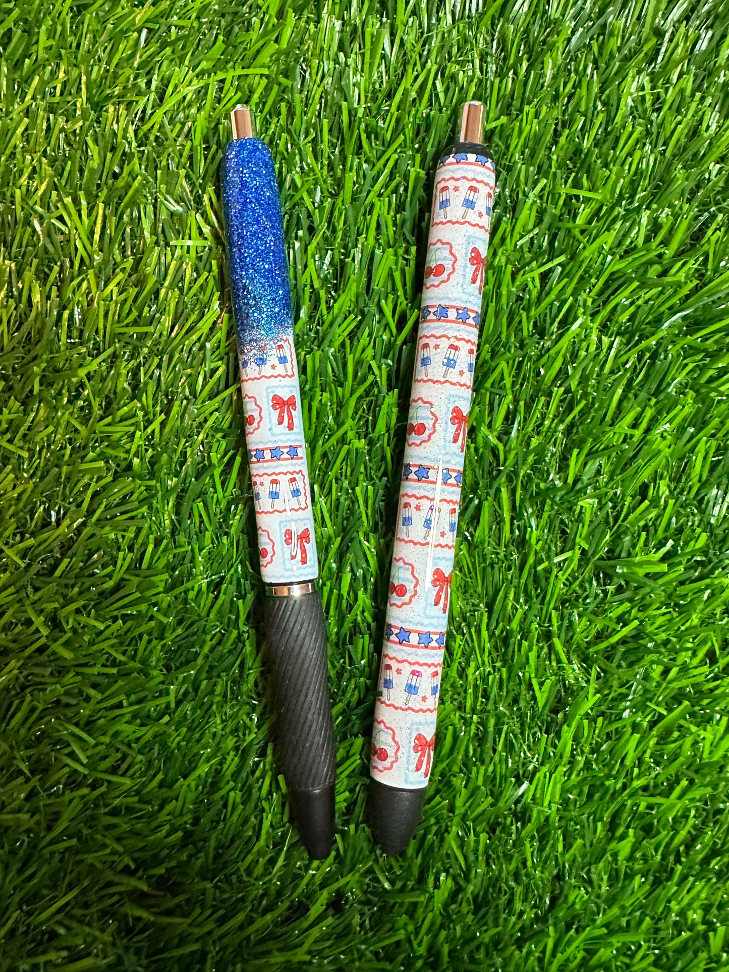 Ribbons and Fireworks Glitter Pen Wrap